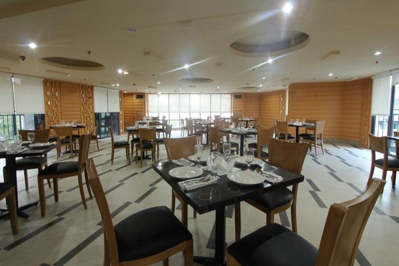 City Suites Ramos Tower 宿务 外观 照片