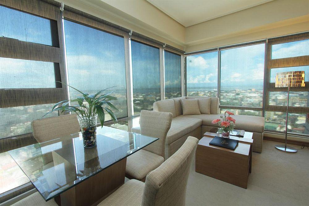 City Suites Ramos Tower 宿务 外观 照片